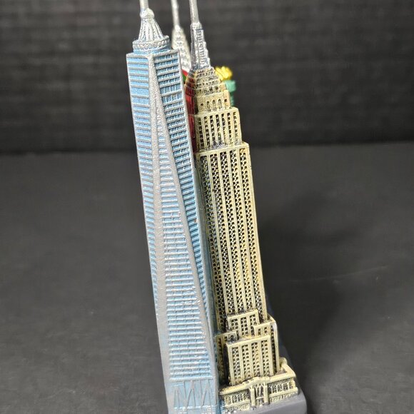 Big Apple Monuments New York Clock Souvenir Collectible - Picture 2 of 8